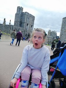 summer looking amazed at the castle